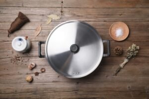Beginner's Guide to Using a Pressure Cooker: Fast, Easy, and Flavorful Cooking